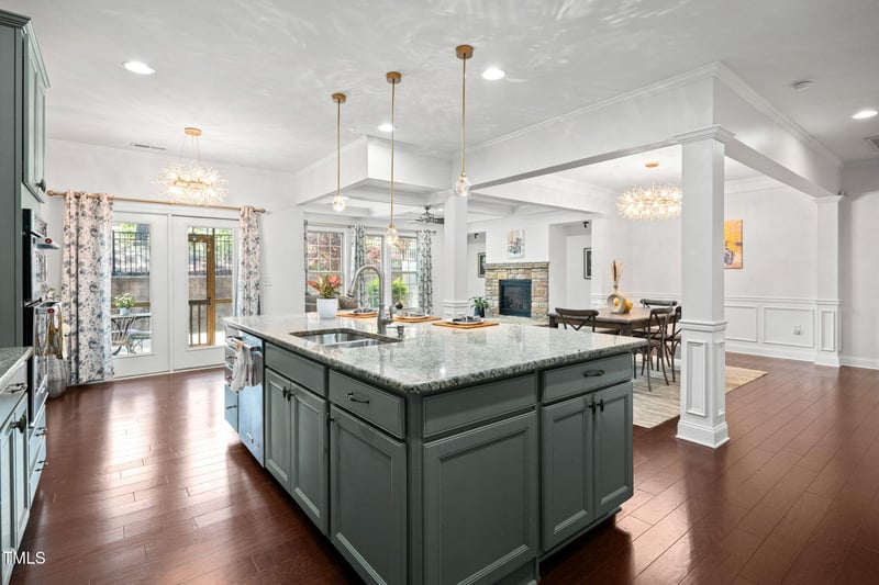 329 Castle Rock Ln, Cary, NC 27519