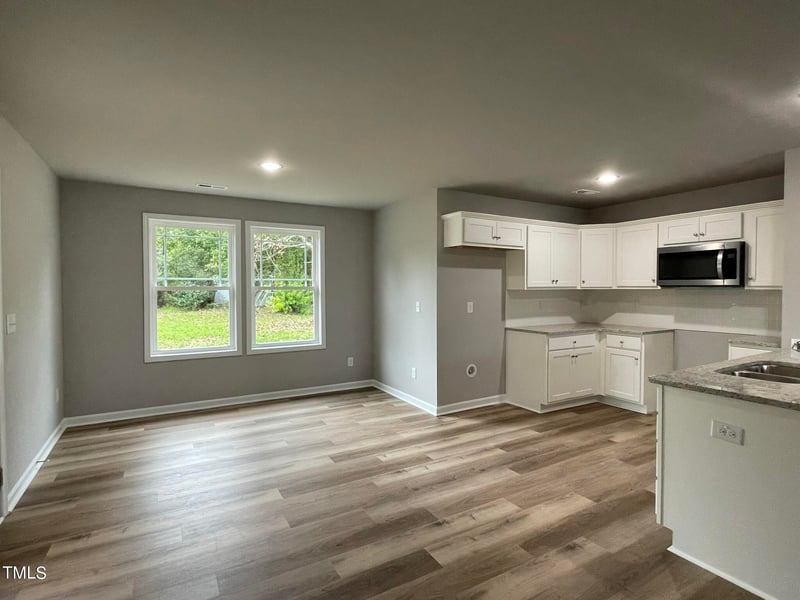 329 Ewing Dr, Selma, NC 27576
