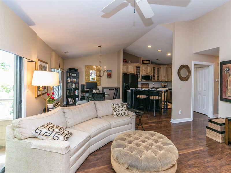 329 Glen Echo Ln #F & A3, Cary, NC 27518