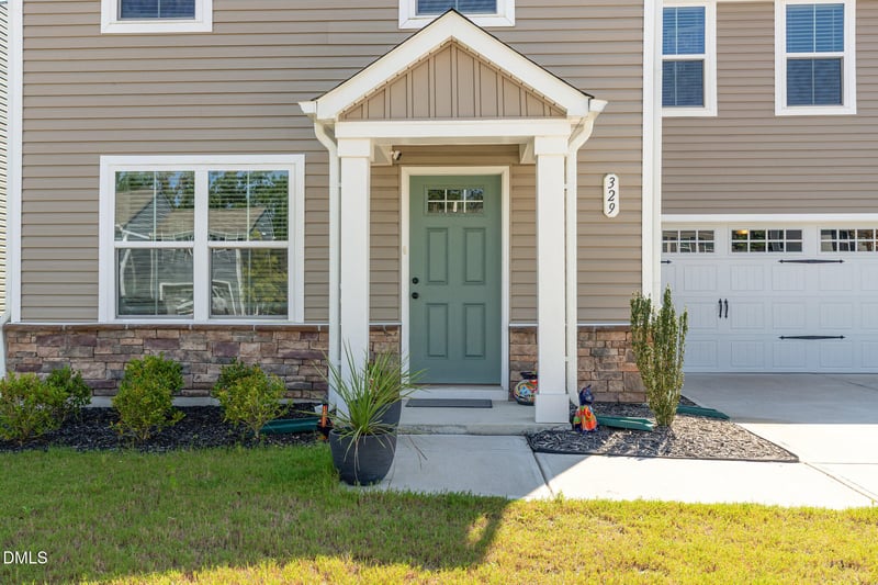 329 Golden Plum Ln, Zebulon, NC 27597