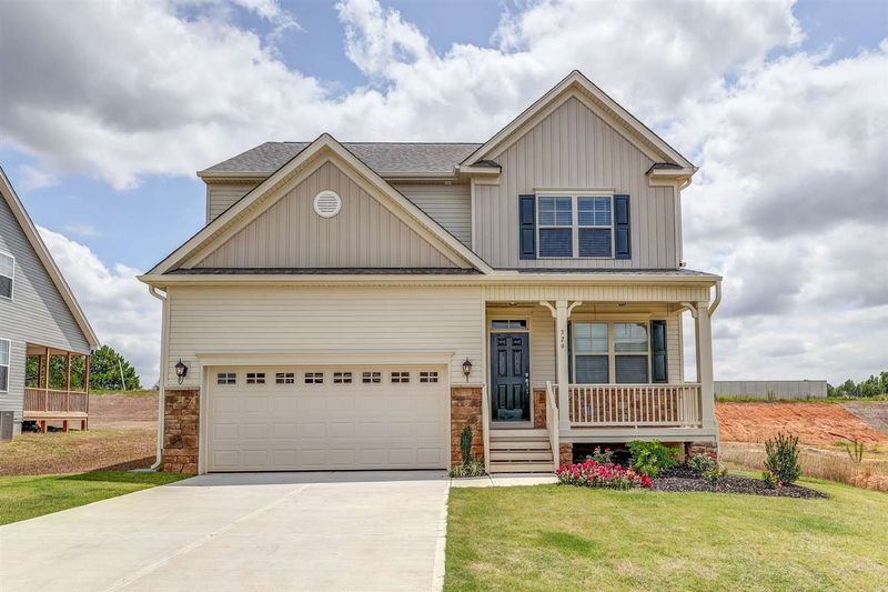 329 Grey Hawk Dr, Garner, NC 27529