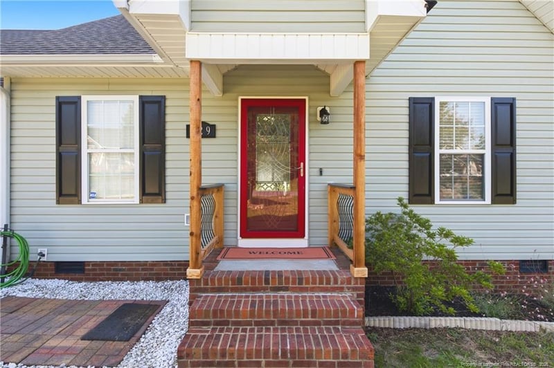 329 Northview Dr, Sanford, NC 27332