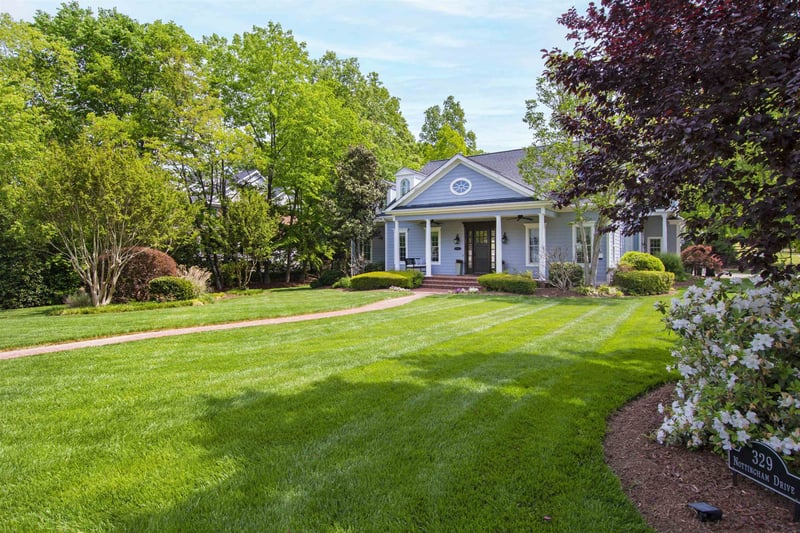 329 Nottingham Dr, Chapel Hill, NC 27517