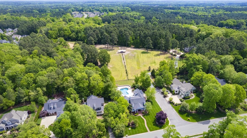 329 Nottingham Dr, Chapel Hill, NC 27517