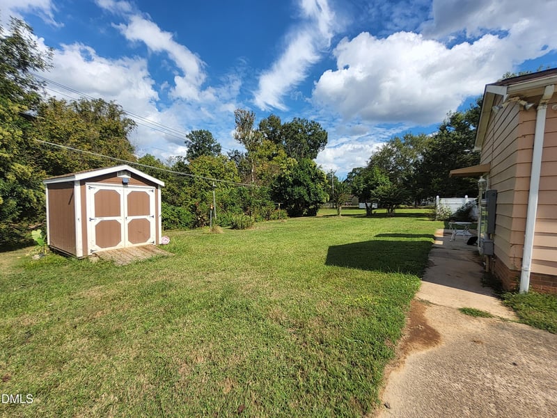 329 Rippling Stream Rd, Durham, NC 27704