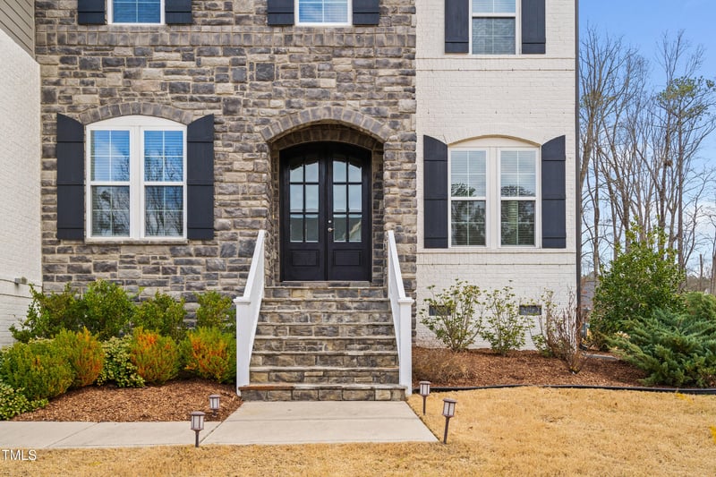329 Royal Delta Dr, Cary, NC 27519