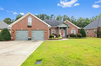 329 Summerchase Dr, Fayetteville, NC 28311