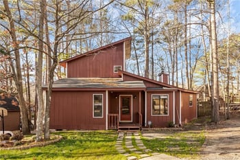 329 Whipple Tree Ln, Fayetteville, NC 28314