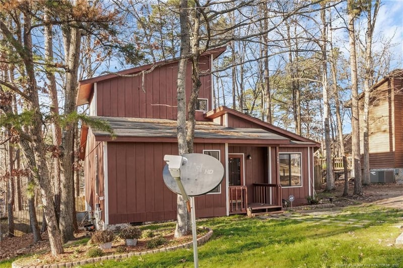 329 Whipple Tree Ln, Fayetteville, NC 28314