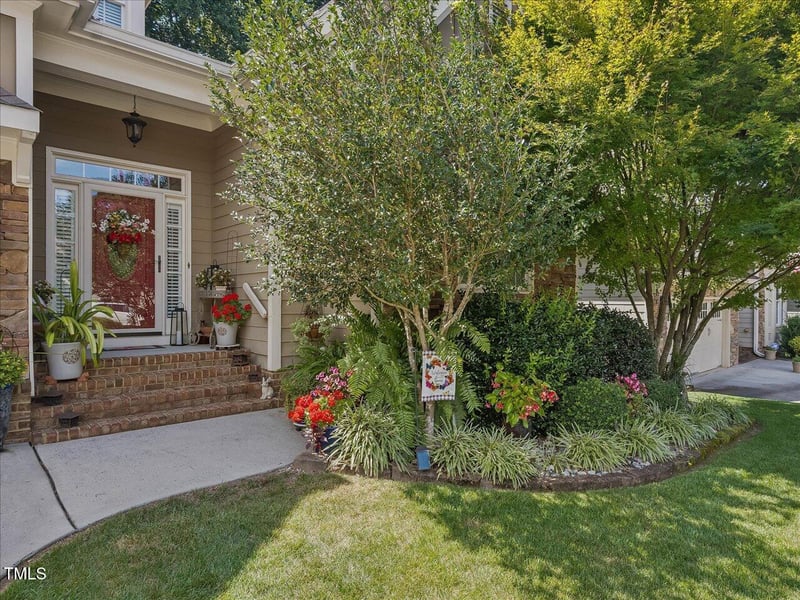 329 Windsong Dr, Pittsboro, NC 27312