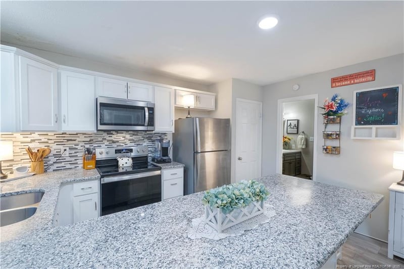 329 Youngberry St, Fayetteville, NC 28314