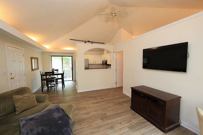 3297 Mill Rn #3297, Raleigh, NC 27612
