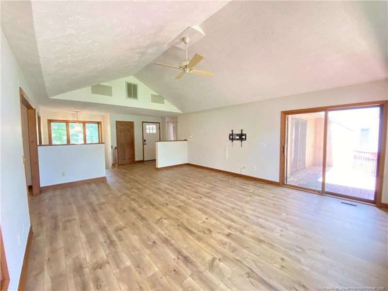 3299 Liverpool Dr, Sanford, NC 27332