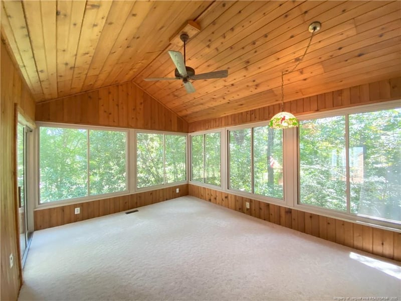 3299 Liverpool Dr, Sanford, NC 27332