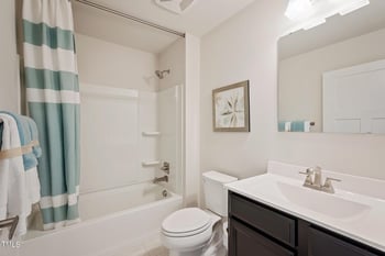 33 Alton St, Sanford, NC 27330