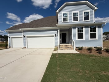33 Celtic Ln, Lillington, NC 27546