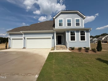 33 Celtic Ln, Lillington, NC 27546