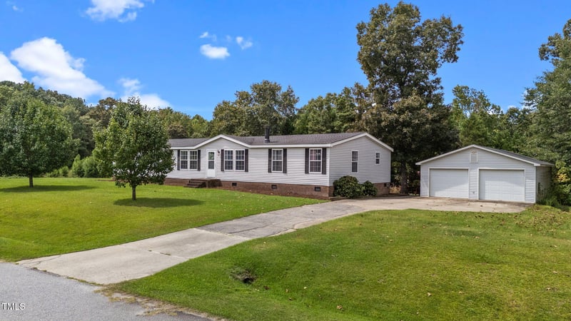 33 Chaucer Pl, Four Oaks, NC 27524