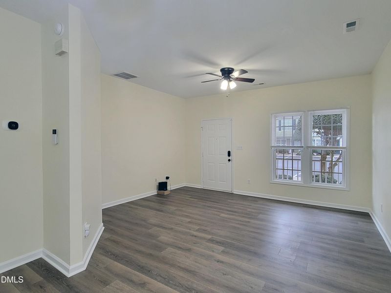 33 Cheltenham Dr, Clayton, NC 27520