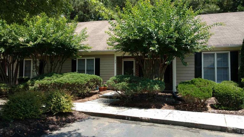 33 Crystal Oaks Dr, Durham, NC 27707