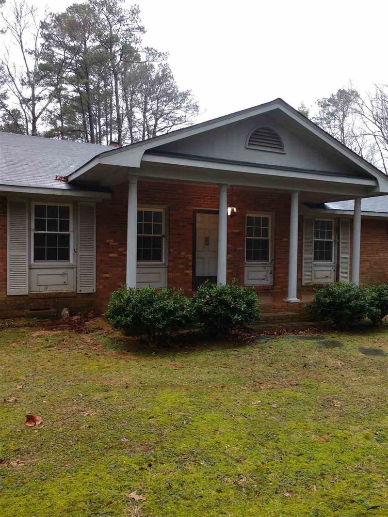 33 Dogwood Ln, Pittsboro, NC 27312