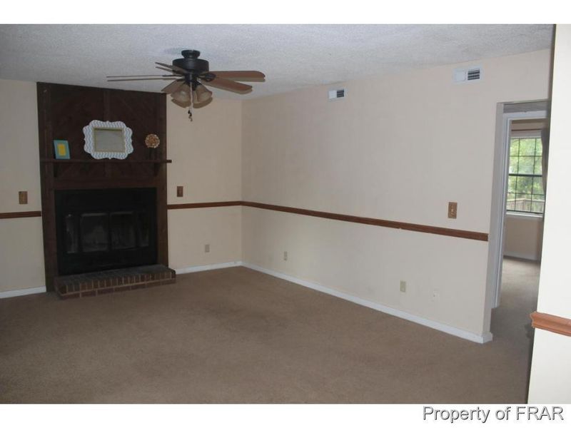 33 Dove Trl, Sanford, NC 27332