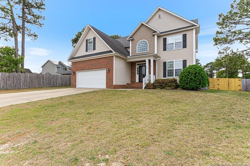 33 Eastwood Ct, Lillington, NC 27546