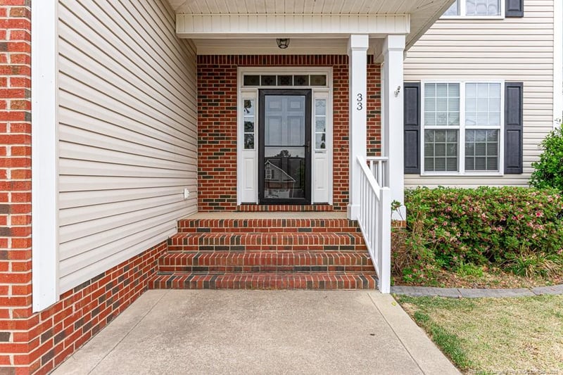 33 Eastwood Ct, Lillington, NC 27546