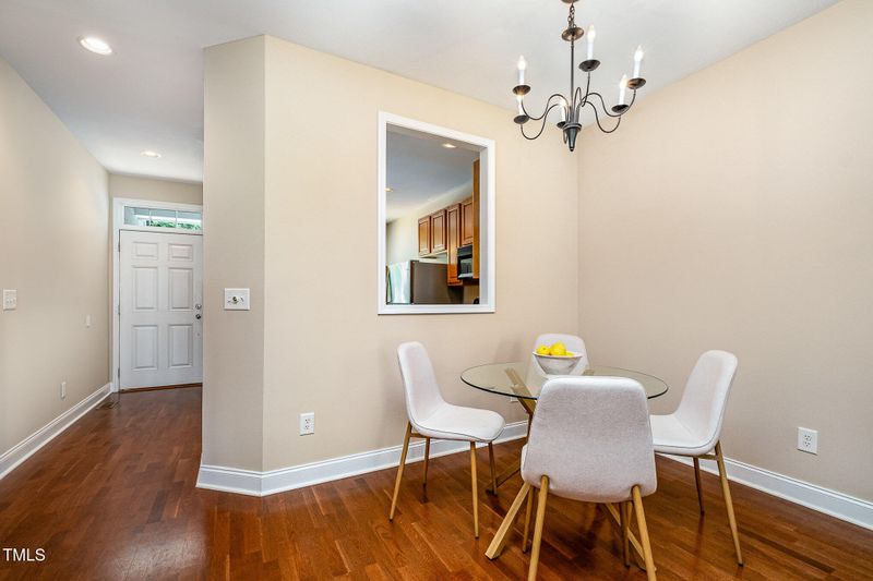 33 Grapevine Trl, Durham, NC 27707