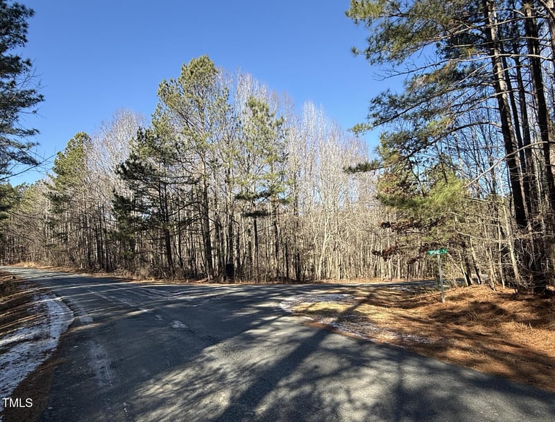 33 Henry Ct Lot 7, Chapel Hill, NC 27516