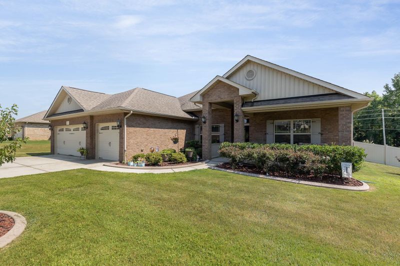 33 Pennyland Dr, Angier, NC 27501