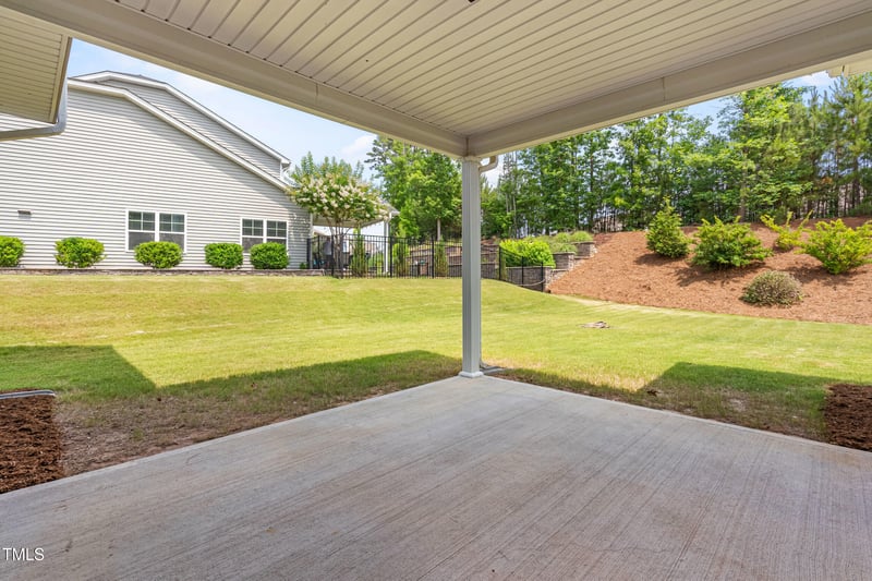 33 Ravano Dr, Clayton, NC 27527