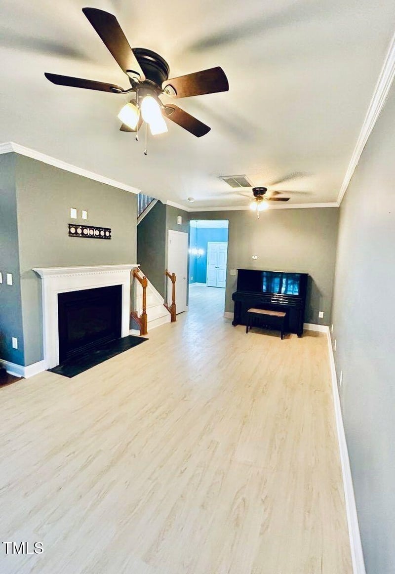 33 Sharpstone Ln, Durham, NC 27703