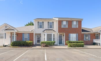 33 Signet Dr, Durham, NC 27704