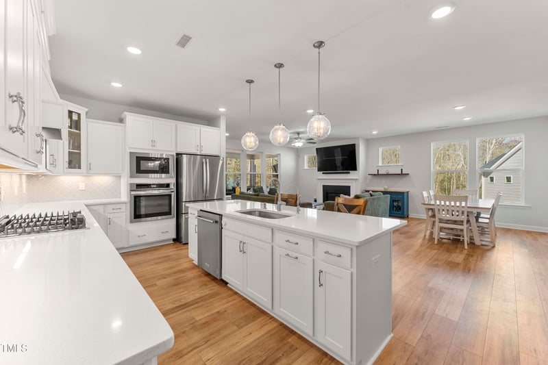 33 Song Breeze Cir, Angier, NC 27501