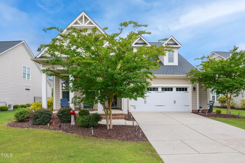 33 Village Walk Dr, Chapel Hill, NC 27517
