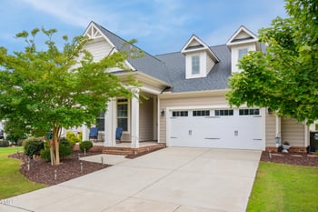 33 Village Walk Dr, Chapel Hill, NC 27517