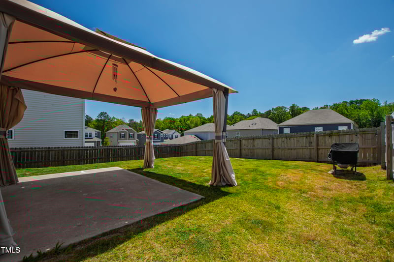 33 White Ash Dr, Clayton, NC 27527