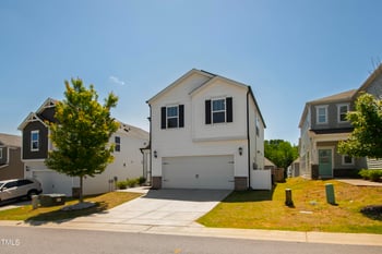 33 White Ash Dr, Clayton, NC 27527