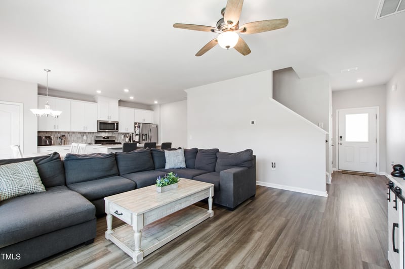 33 White Ash Dr, Clayton, NC 27527