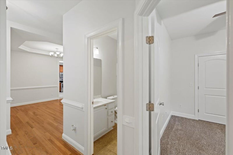 33 Woodbury Ln, Sanford, NC 27332