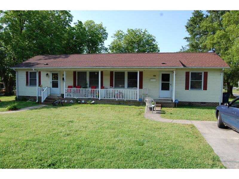 330 Cedar St, Graham, NC 27253