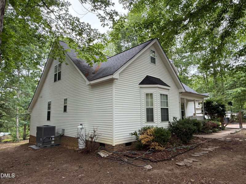 330 Cherrylaurel Dr, Youngsville, NC 27596