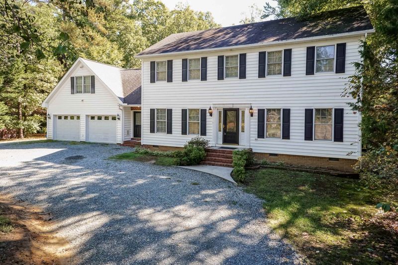 330 Erwin Rd, Chapel Hill, NC 27516