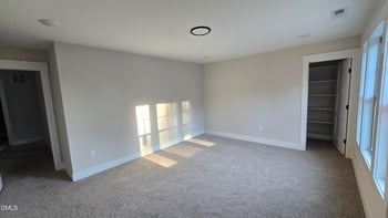 330 Freedom Ridge Dr, Smithfield, NC 27577