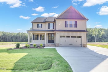 330 Freedom Ridge Dr, Smithfield, NC 27577