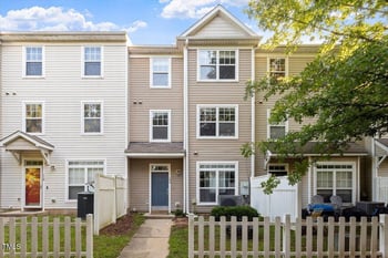 330 Gilman Ln #109, Raleigh, NC 27610