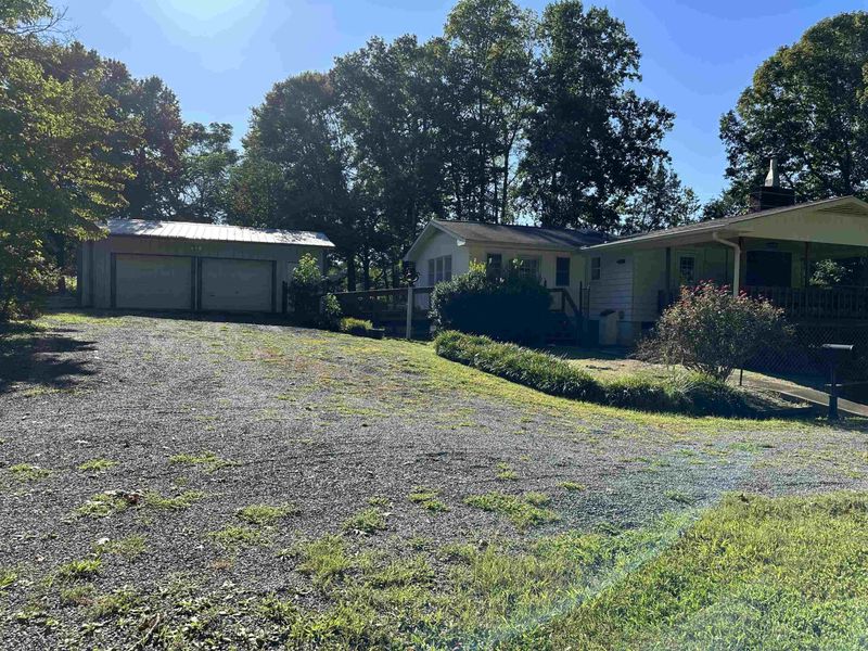 330 Hanks Chapel Rd, Pittsboro, NC 27312