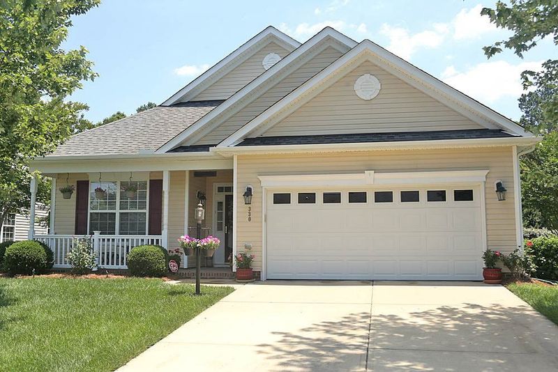 330 Indian Elm Ln, Cary, NC 27519