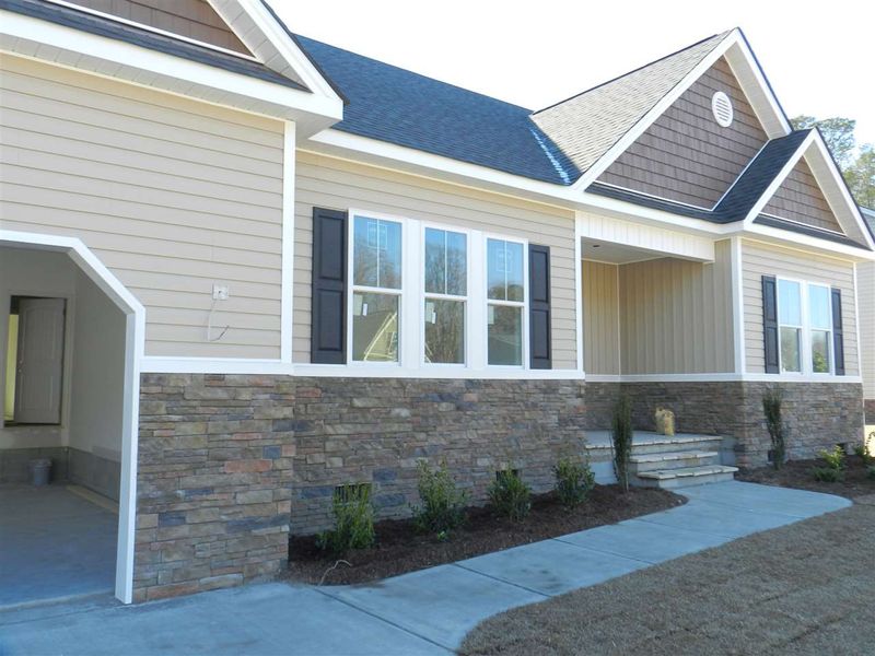 330 Kenneth Ln, Willow Springs, NC 27592